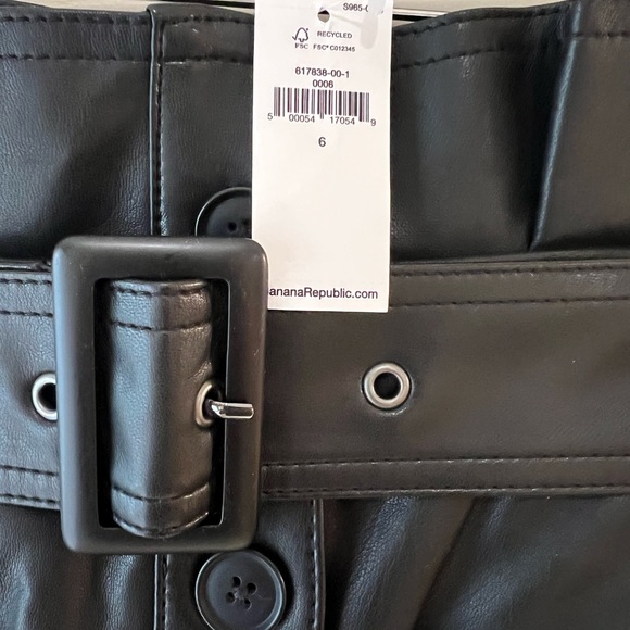 SALE! NWT Banana Republic faux leather skirt size 6 - Picture 5 of 6